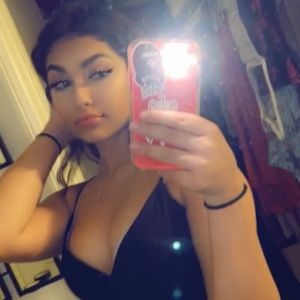 Meet your Posher, Viuna